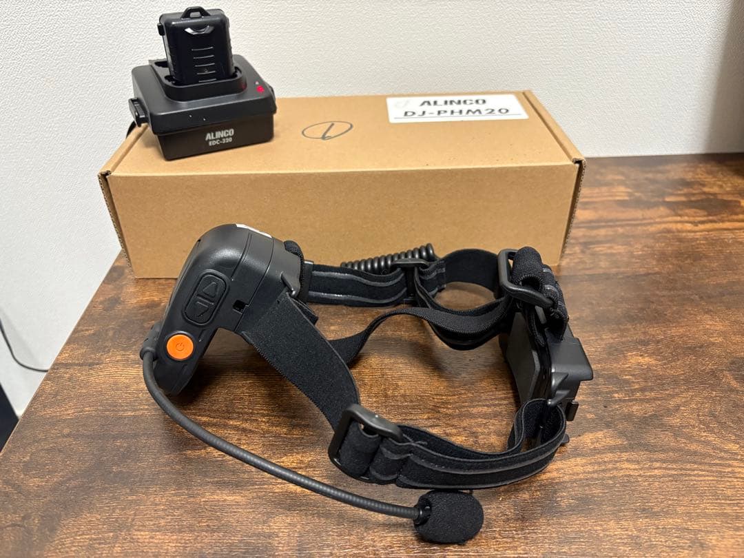 ヘルメット用　トランシーバー　アルインコ　DJ-PHM20 中古品 ヘルメット用 トランシーバー アルインコ DJ-PHM20 中古品 ヘルメット