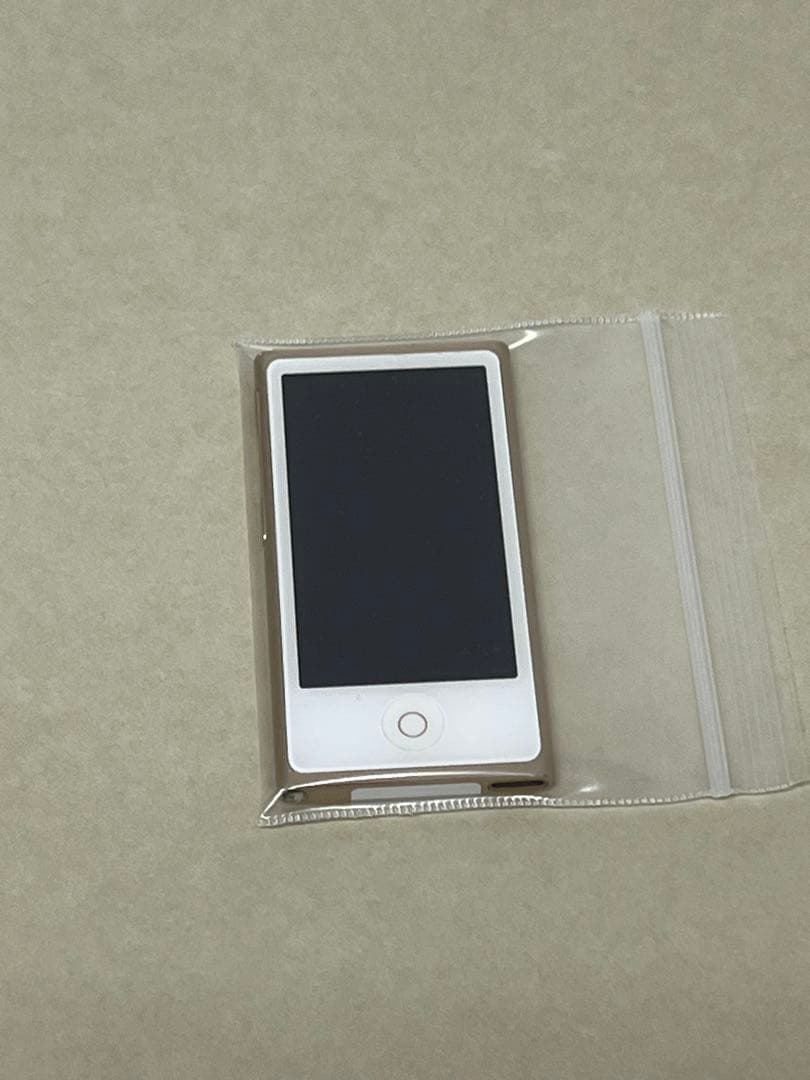 ipod nano 第7世代 ゴールド iPod nano 【第7世代 2015年モデル】 16GB ゴールド MKMX2J/A Apple