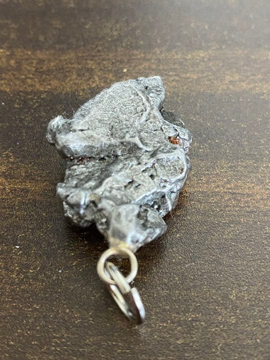 隕石 LOC アルゼンチン カンポ 鉄質隕石 約26g ペンダント トップの